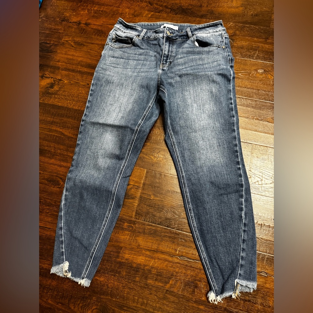 KanCan women’s blue jeans